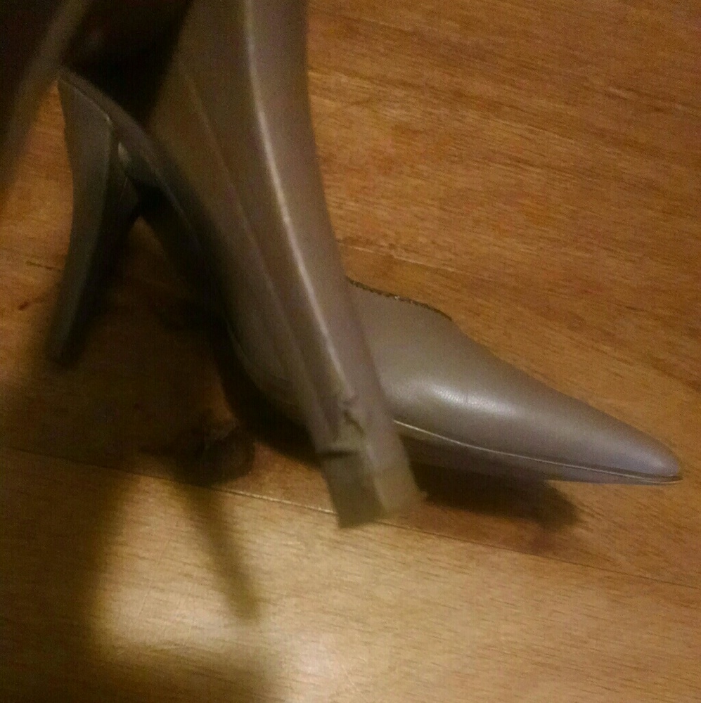 Heels - Picture 5 of 5